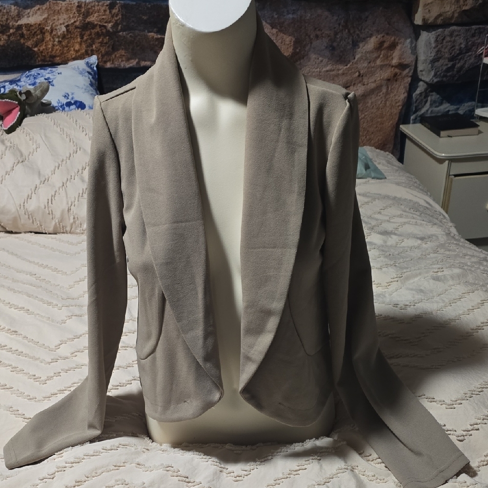 Forever 21 Office BOSS Tan Blazer